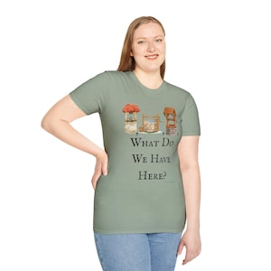 Wel, wel, wat hebben we hier? Uniseks softstyle-T-shirt, comfortabel casual T-shirt, grappige grafische top, geweldig cadeau voor vrienden,