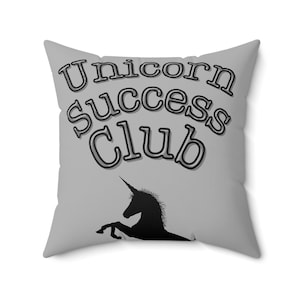 Almohada Unicorn Success Club, decoración caprichosa para el hogar, regalo acogedor para los amantes de los unicornios, detalle de unicornio para la habitación de los niños.