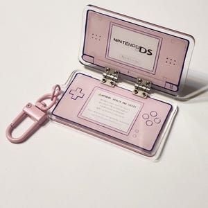Nintendo DS Lite 2.5 Inch Acrylic Hinged Keychain