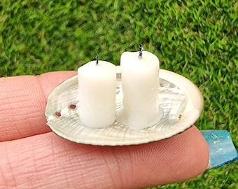 Miniature candles in shell dish 1:12th scale dollshouse nautical theme beach hut home decor