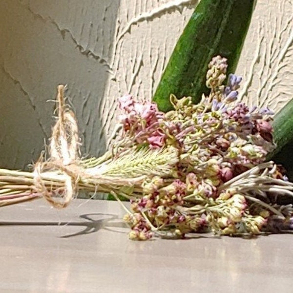 Dried Mini Floral BOUQUET/Mini Floral Bundle/Tiny Floral Arrangement/Nightstand Floral/Small Vase Floral/Tabletop Floral Art/Girlfriend Gift