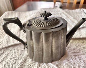 Antique Pewter Sheffield Walker &Hall Victorian Teapot Home Dining