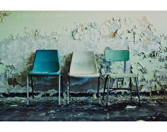 Detroit Art, 8x12 Print, Abandoned Photography, Detroit, urban Exploration, Peeling Paint, Chair Photography, Chair Print, Still Life, Mint