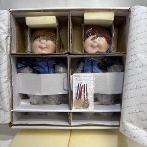 1996 Danbury Mint Olympikids Cabbage Patch Kids Porcelain Never Opened Great Box