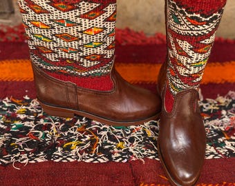 Handmade Moroccan Berber Boots – Brown Leather & Colorful Kilim Wool – Cozy Winter Boots – Boho Christmas Gift – Authentic Artisan Footwear