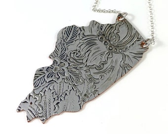 Illinois Necklace, Illinois Gift, Illinois Map Necklace, Illinois Jewelry, Illinois charm, Vintage Illinois, Illinois Woman, Wife Gift