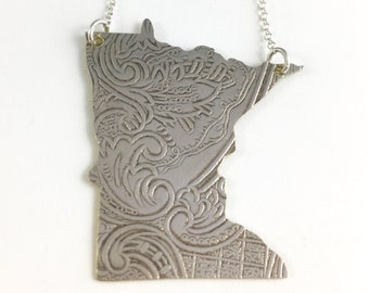 Minnesota Necklace, Minnesota Gift, Minnesota Map Necklace, Minnesota Jewelry, Minnesota charm, Minnesota Woman, Wife Gift, Minnesota Map