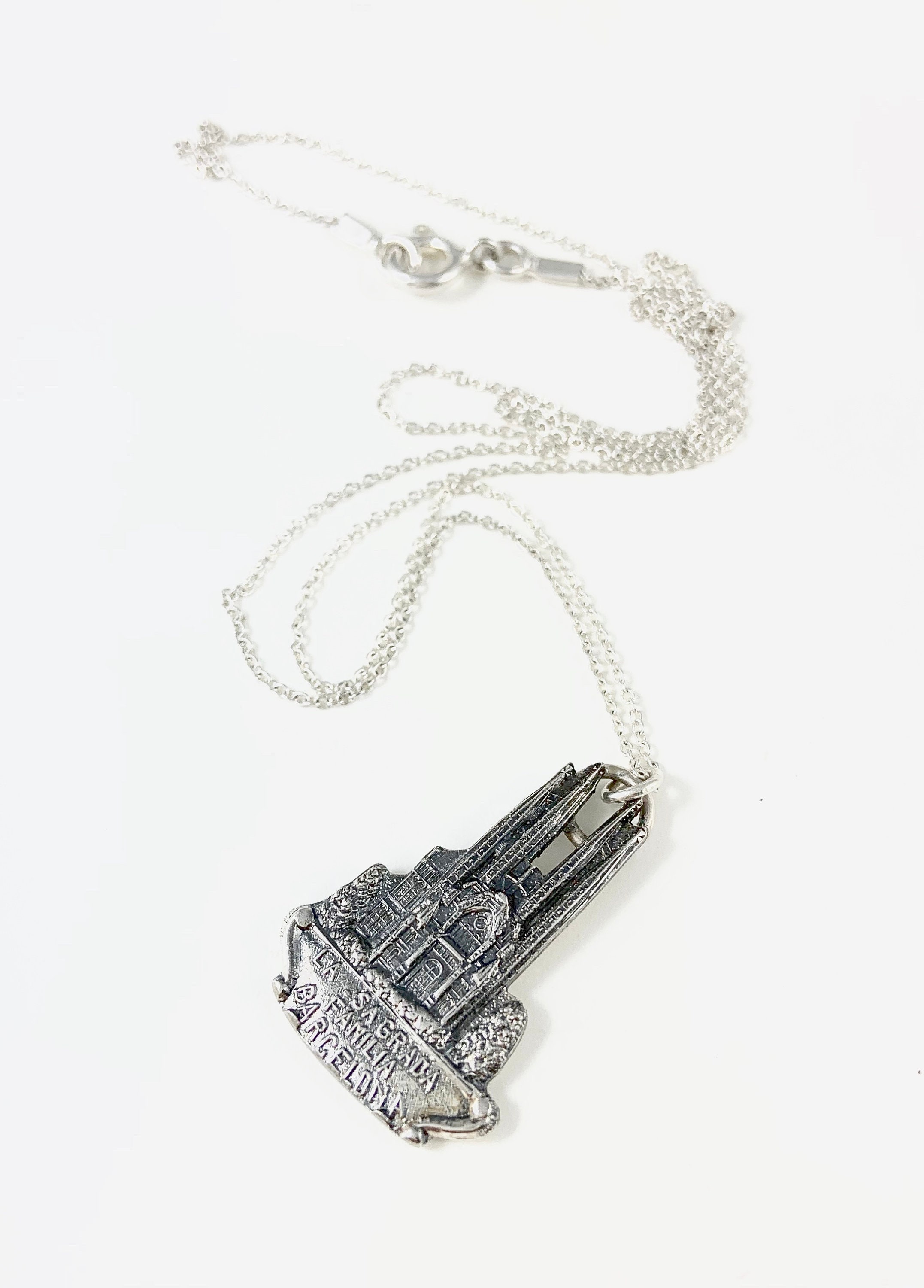 Pendentif Sainte Famille Barcelone - Charm Pour Bracelet Style Pandora - Monument De Gaudí - Cadeau Souvenir