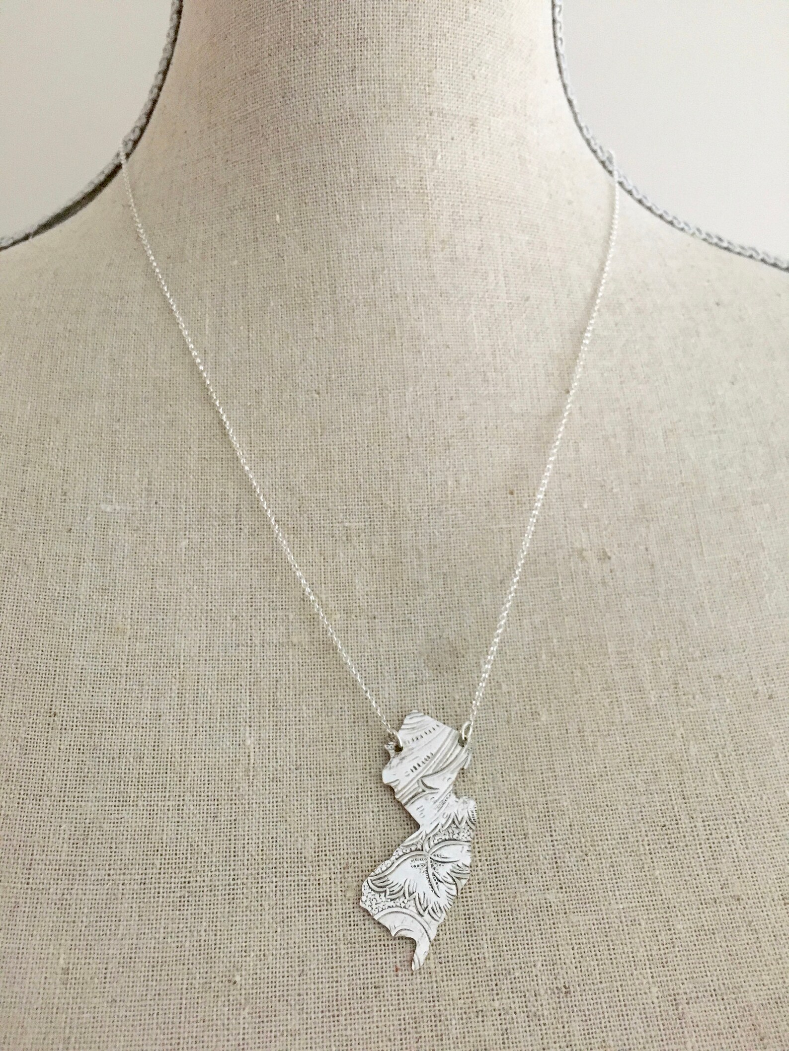 New Jersey Necklace New Jersey Gift New Jersey Map Necklace Etsy