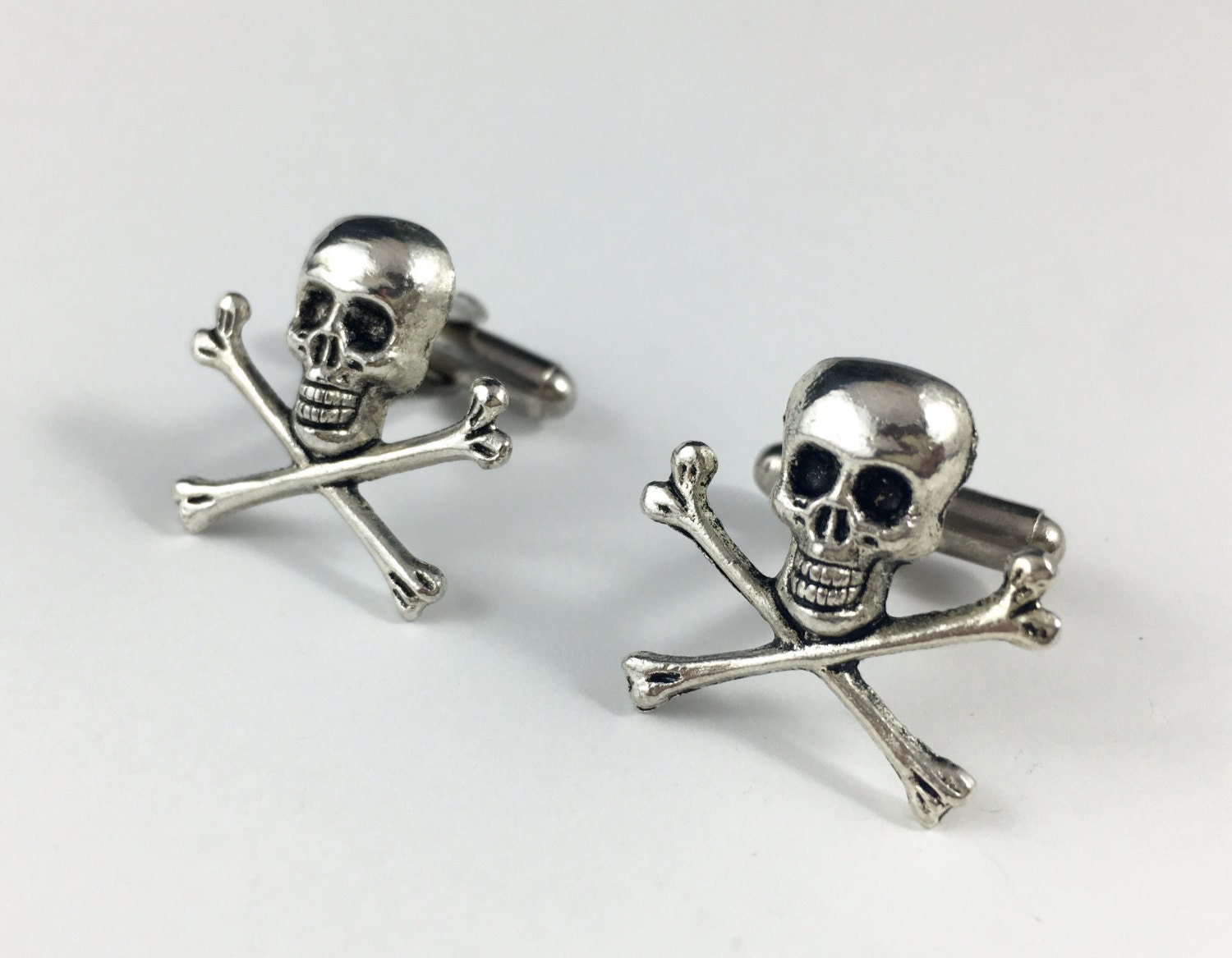 Skull and Crossbones Cufflinks Skull Cufflinks Groomsmen Etsy