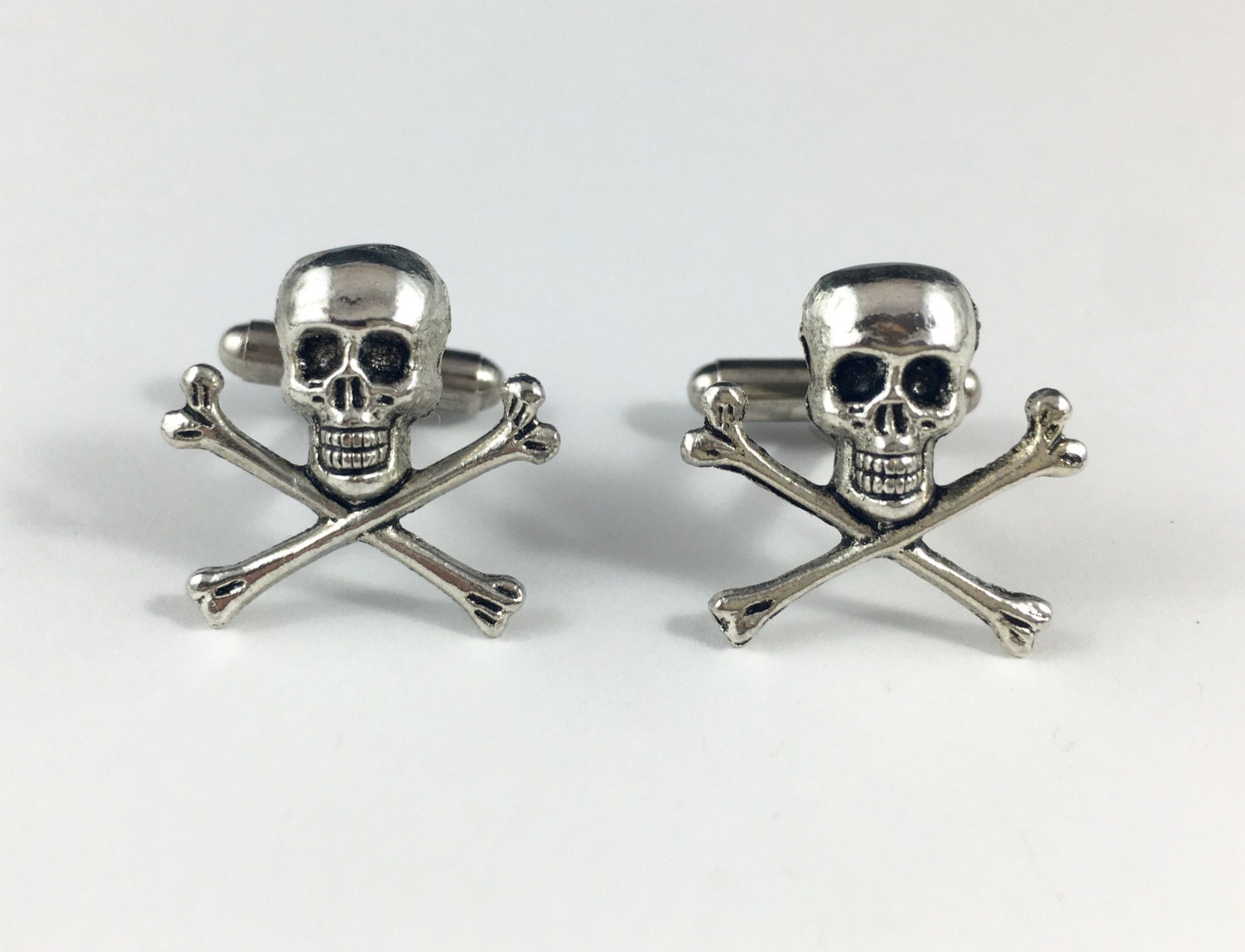 Skull and Crossbones Cufflinks Skull Cufflinks Groomsmen Etsy