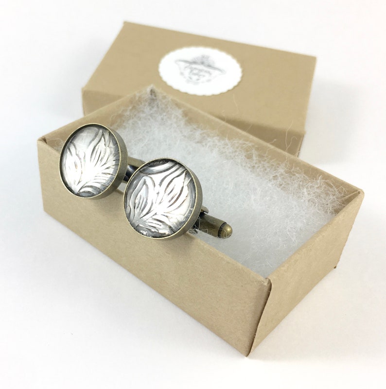 Antique Groom Gift Brass Cufflinks Vintage Cufflinks Wedding Cufflinks Groomsmen Gift Husband Gift Leaf Cufflinks Dome Cufflinks
