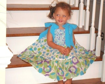 Vestido de fronha em camadas - Costurar vestido de verão com babados Padrão PDF Roupas infantis Vestido feito à mão Vestido de verão - Vestido de verão