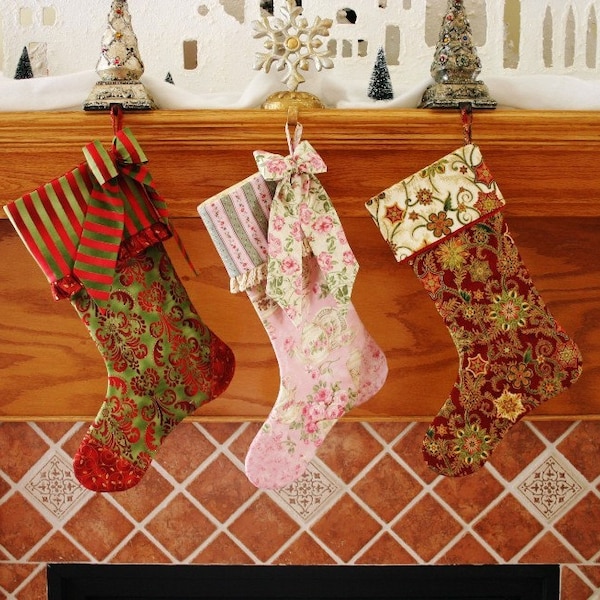 Christmas Stocking Pattern PDF FREE Big Bow Pattern Victorian, Shabby Chic, Traditional Holiday Decoration