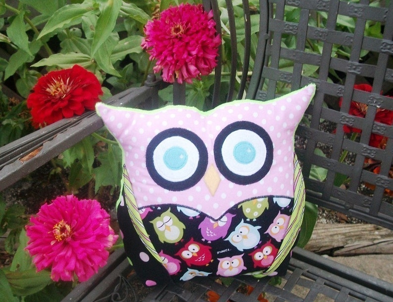 Owl Sewing Pattern PDF Sewing Pattern Patchwork Owls Owl Pattern Owl Pillow Tutorial DIY image 1