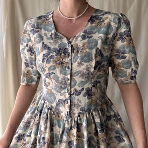 LAURA ASHLEY vintage 80s floral dress UK 12/38,Prairie dress with puffy sleeves in a cottage style cut | Romantic look from a fairy garden