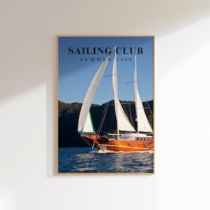 Altes Geld Segelboot Mode-Magazin Luxusjacht Ästhetischer Druck Blaues Meer Wand Kunst Nautische Preppy Wandkunst Luxusjacht Poster Digital