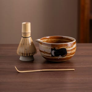 Hand-painted Black Cat Ceramic Matcha Bowl Set with Bamboo Whisk and Chasen Holder Unique Japanese Matcha Bowl Set 450ml