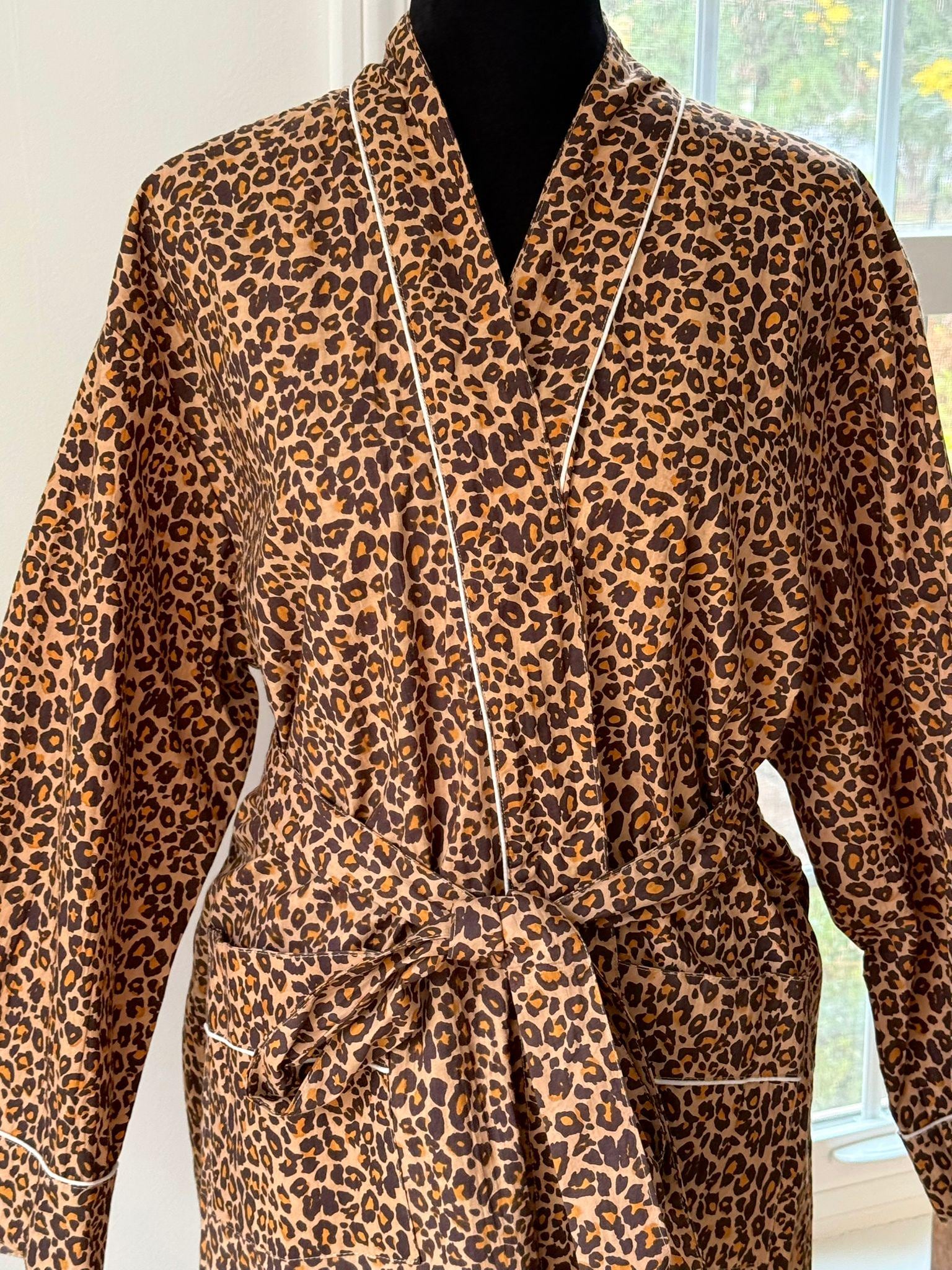 chinese dress ladies Chelsea Peers Celestial Leopard Fleece Dressing Gown, Pink