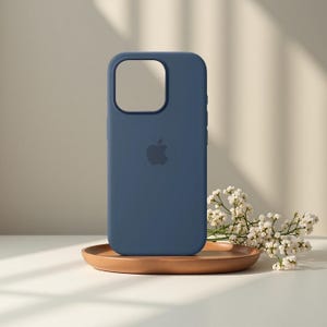 Liquid Silicone Soft Phone Case for iPhone 16 15 14 13 12 Pro Max