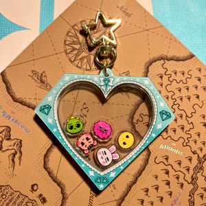 Shinee Shaker Keychain