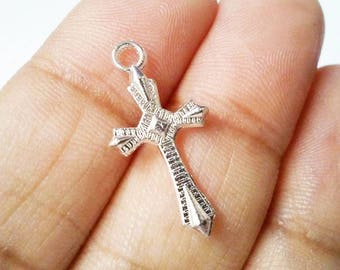 10 Silver Plated Emboss Pattern Cross Charms , Silver Cross Charm, Cross Charms, Cross Earrings, Cross Necklace