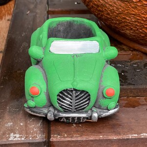 Retro Car Succulent planter Cactus Vintage Plant Pot with Drainage Hole Green