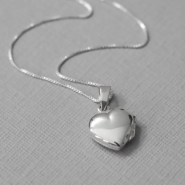 Silver Heart Locket, Locket Necklace, Sterling Silver Heart Locket Necklace, Girlfriend Gift, Anniversary Gift, Gift for Mom, Gift for Her