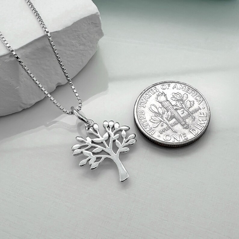 Mothers Day Gift NEcklace, 925 Sterling Silver Tree of Life Necklace, Gift for Mom, Gift for Grandmother, Wife Birthday Present, Mom Gift image 3