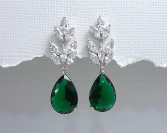 Dark Green Earrings, Emerald Green Earrings, Christmas Earrings, Christmas Gift for Her, Dark Green Wedding Earrings, Bridesmaid Gift