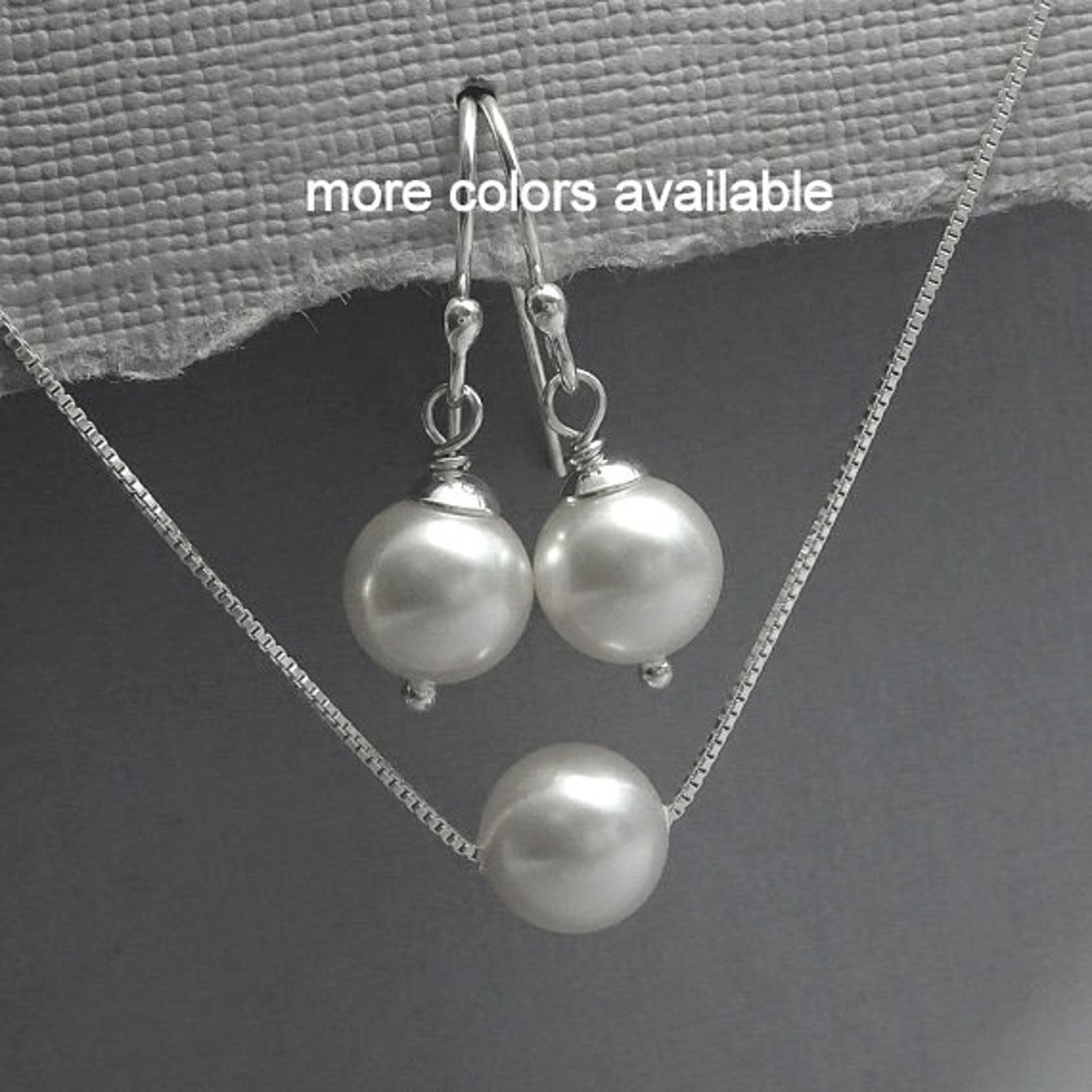 White Floating Pearl Necklace, Single main image 0