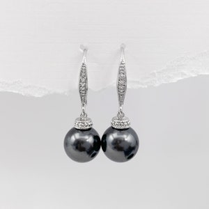 Black Pearl Bridesmaid Earrings, Black Pearl Earrings, Black Wedding Earrings, Bridesmaid Gift Earrings, Gift for Mom