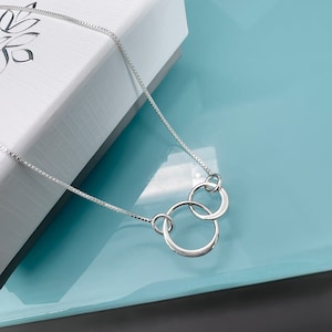 Tiny and Dainty Sterling Silver Two Interlocking Rings Necklace, Sister Christmas  Gift Necklace, Best Friend Birthday Gift, Two Circles