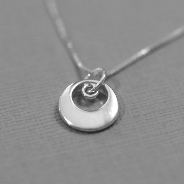 Sterling Silver Circle Necklace Sterling Silver Necklace Layering Necklace Casual Necklace, Everyday Necklace, Gift for Her, Girlfriend Gift