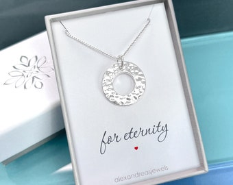 925 Sterling Silver Hammered Circle Necklace, Eternity Jewelry, Mom Gift Necklace, Girlfriend Birthday Present, Wife Anniversary Gift