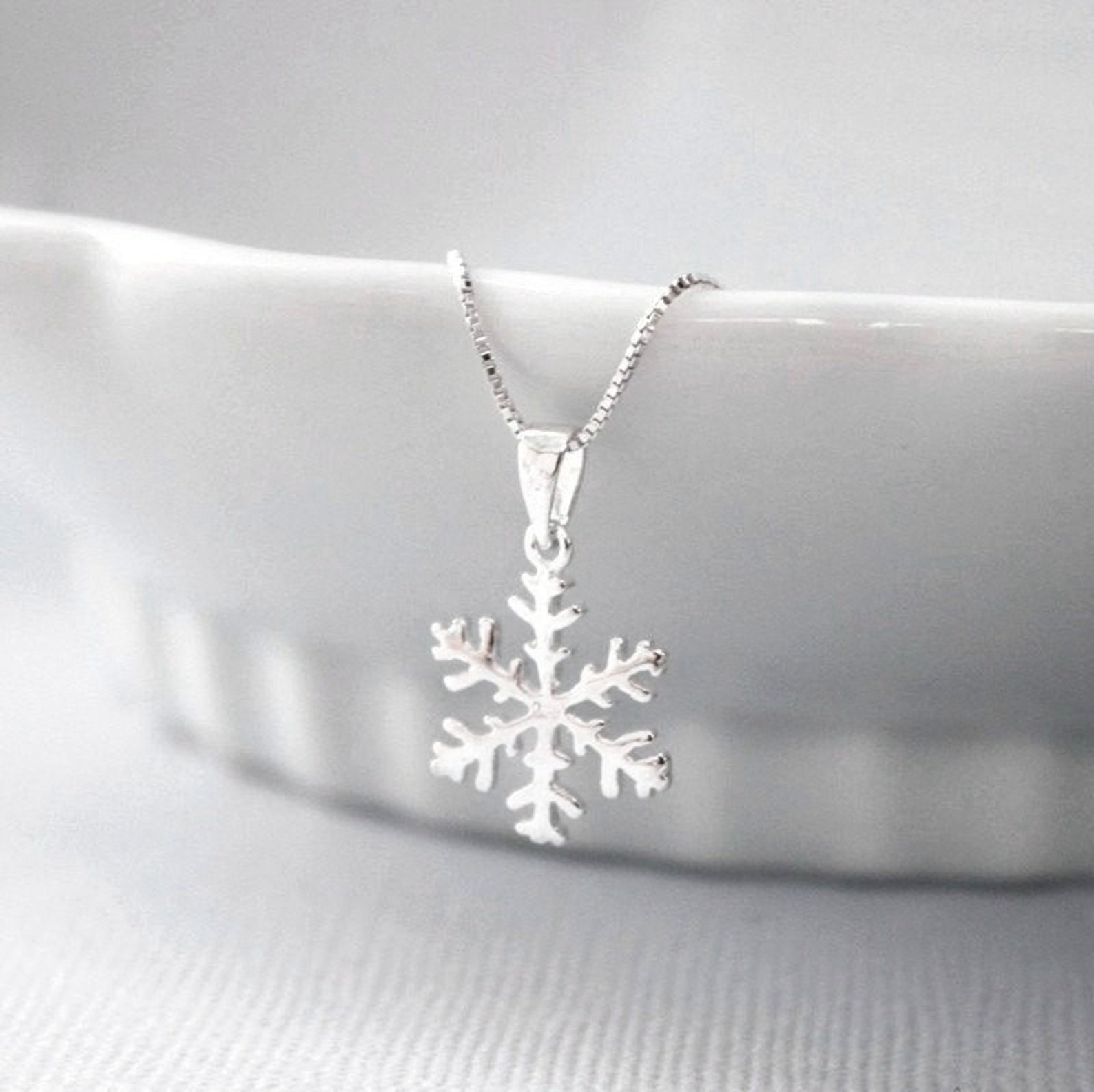 Winter Necklace Snowflake Necklace Sterling Silver Snowflake Etsy