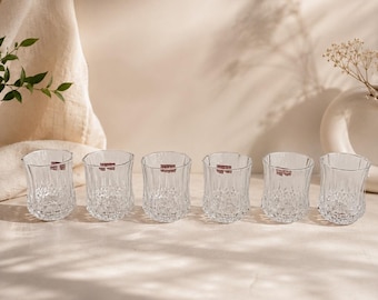Conjunto de 6 copos de licor vintage Cristal D'Arques Paris em cristal com 24% de chumbo
