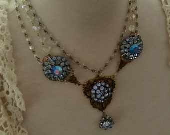 Vintage sapphire sparkling necklace