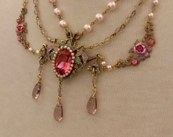 Pink Pearl Rococo Vintage Necklace