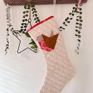 Créez votre propre bas de Noël en patchwork Robin - Patron de couture et instructions à télécharger - Décoration de Noël DIY