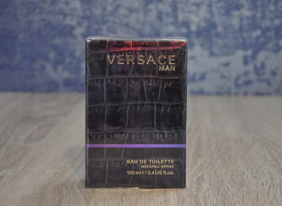 レア　ヴェルサーチ　ヴェルサス　１００ｍｌ　ＥＤＴ　未使用品 ヴェルサーチ マン オードトワレ 100ml、ヴィンテージ、廃盤、非常に