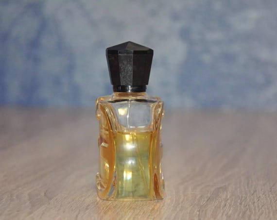 新品未使用未開封 エスカーダ デザイヤーミー オードパルファム 50ml ESCADA DESIRE ME オードパルファム 50ml、廃盤、激レア、中古 - Etsy 日本