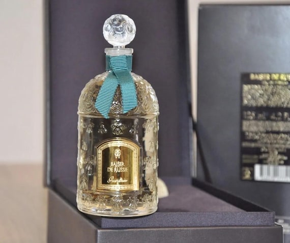 GUERLAIN ベゼドゥルシー Guerlain BAISER DE RUSSIE From Les Parisiennes Eau De Parfum 125ml