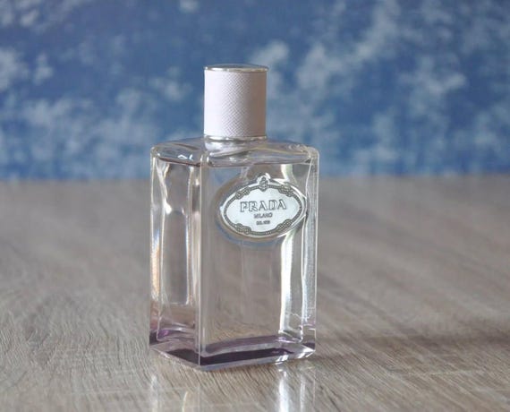 プラダ インフュージョン ドゥエイエ オードパルファム 100ml、廃盤