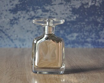 エッセンス バイ ナルシソ ロドリゲス オードパルファム 50ml、製造