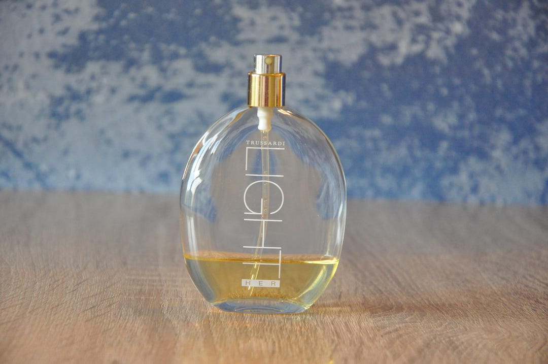 Trussardi light her eau de toilette