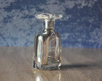 【廃盤】ナルシソロドリゲス エッセンス イリデッセンス オードパルファム 50 廃盤】ナルシソロドリゲス エッセンス イリデッセンス