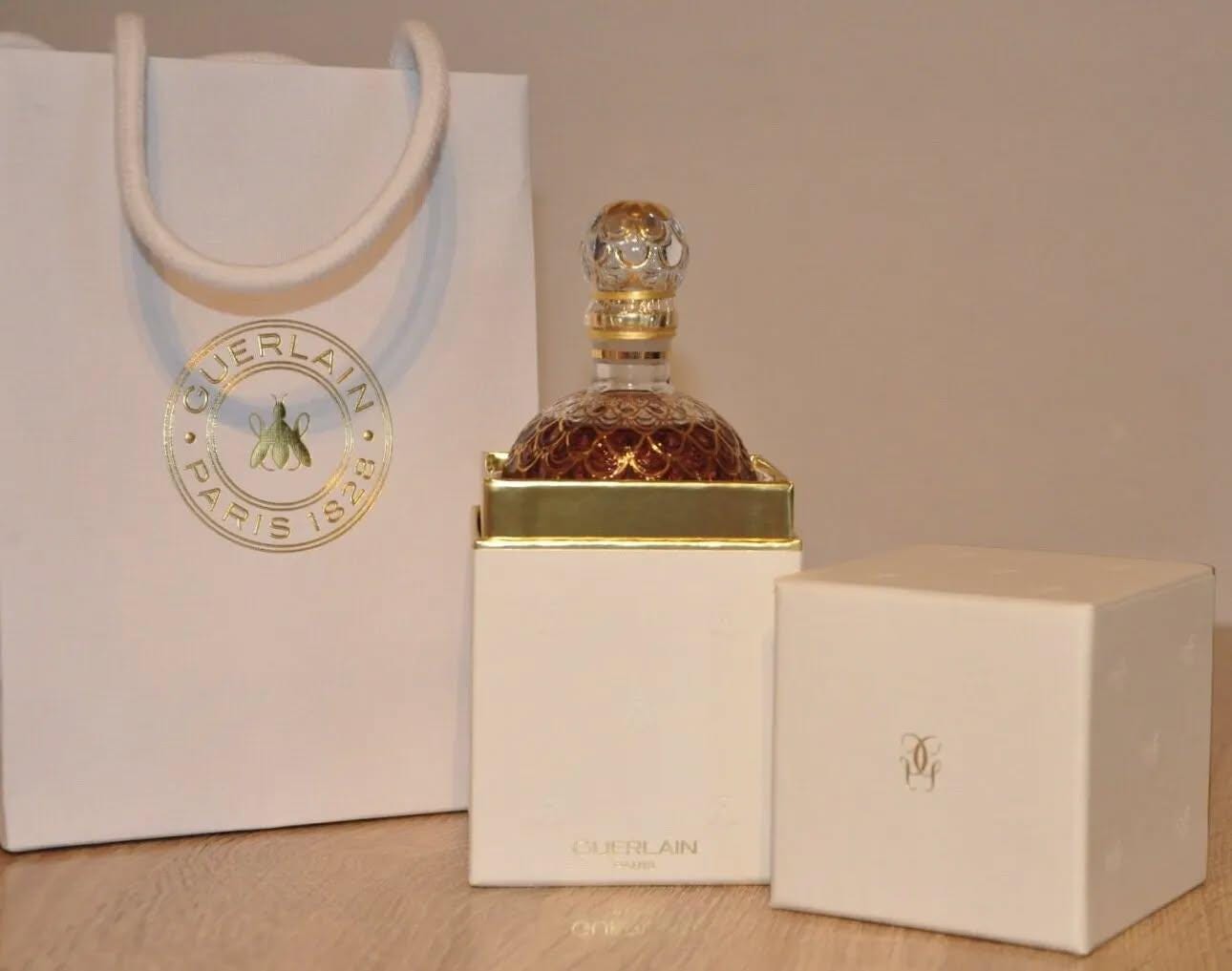 ゲラン ルール ブルー オードパルファム 250ml、ゴールド ビー ボトル