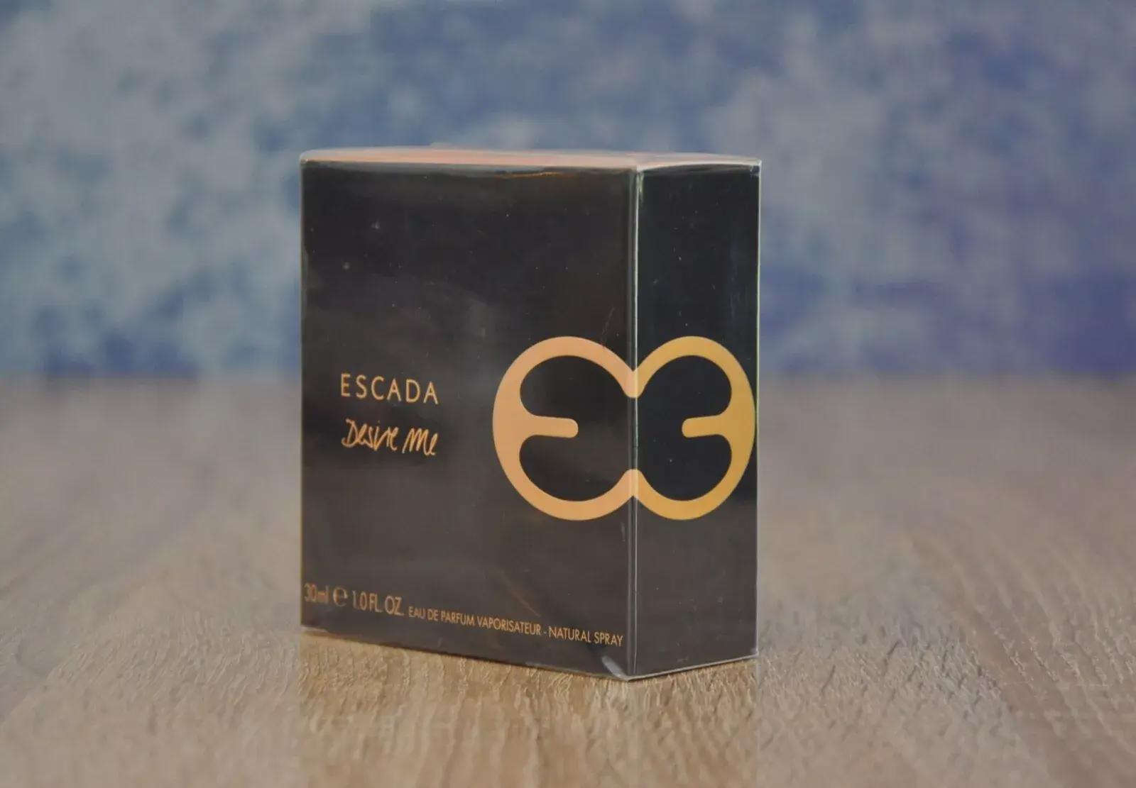 ESCADA DESIRE ME オードパルファム 30ml、廃盤、非常にレア、新品