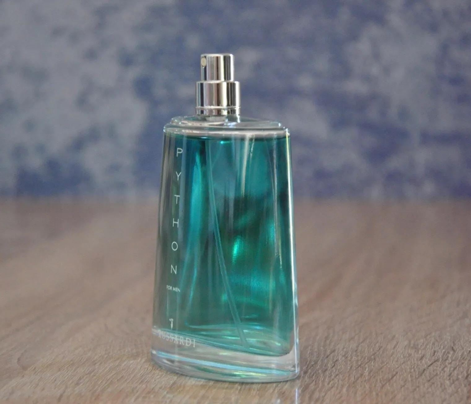 トラサルディ パイソン オードトワレ 100ml、ヴィンテージ、廃盤、非常